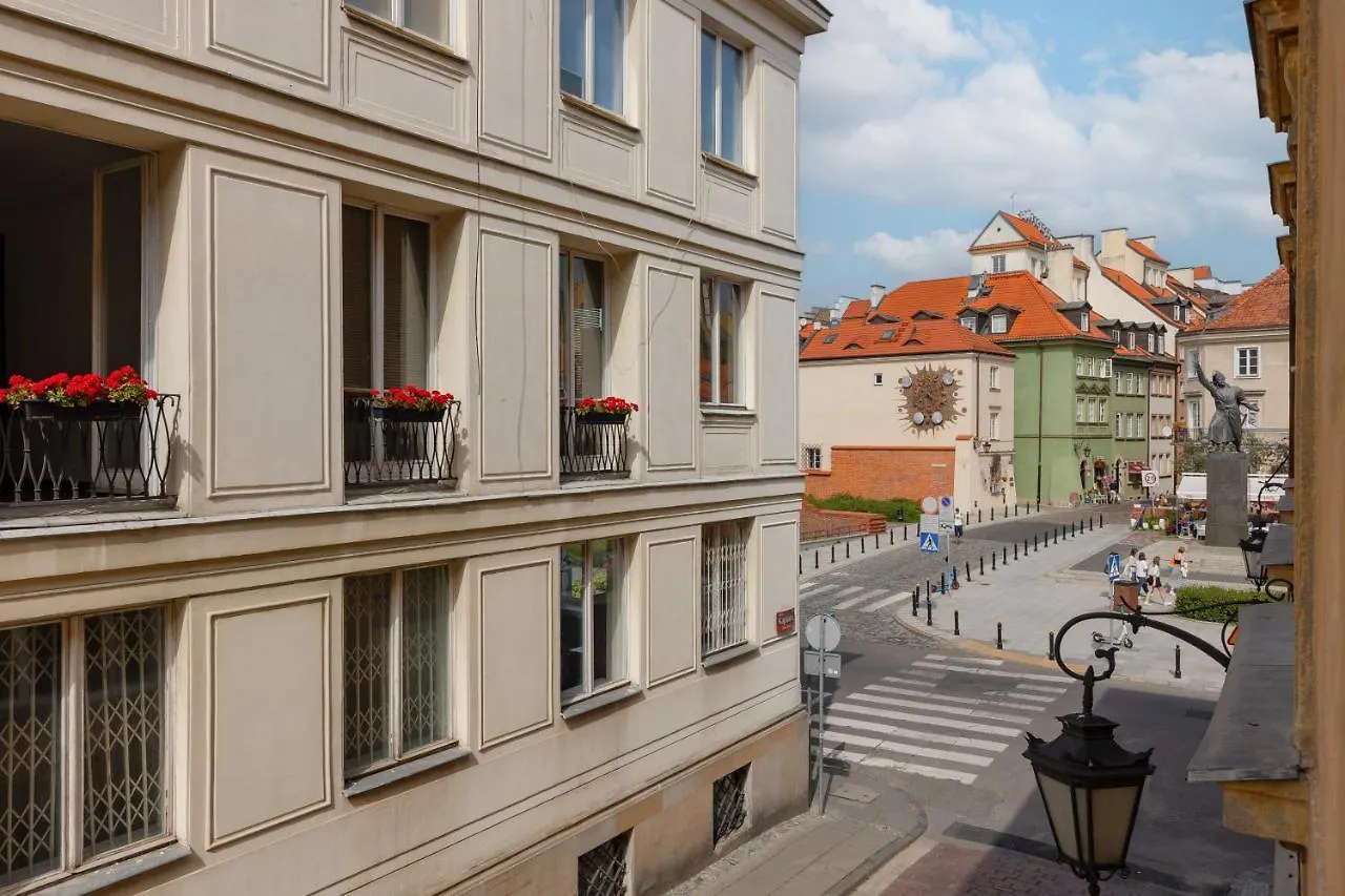Podwale 9 Old Town Warsaw Apartment