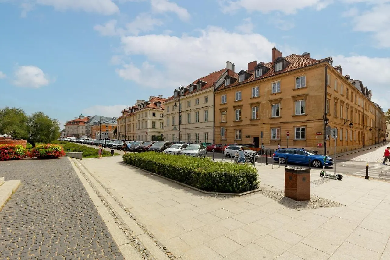 Podwale 9 Old Town Warsaw Apartment